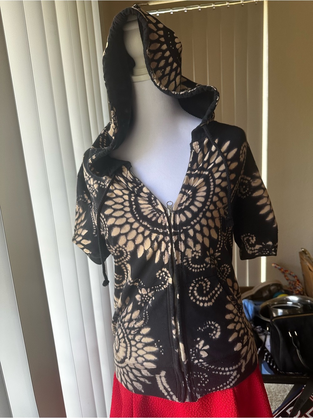 Lucky Brand Black and Cream Short-Sleeve Zip Hoodie with Floral Tie-Dye